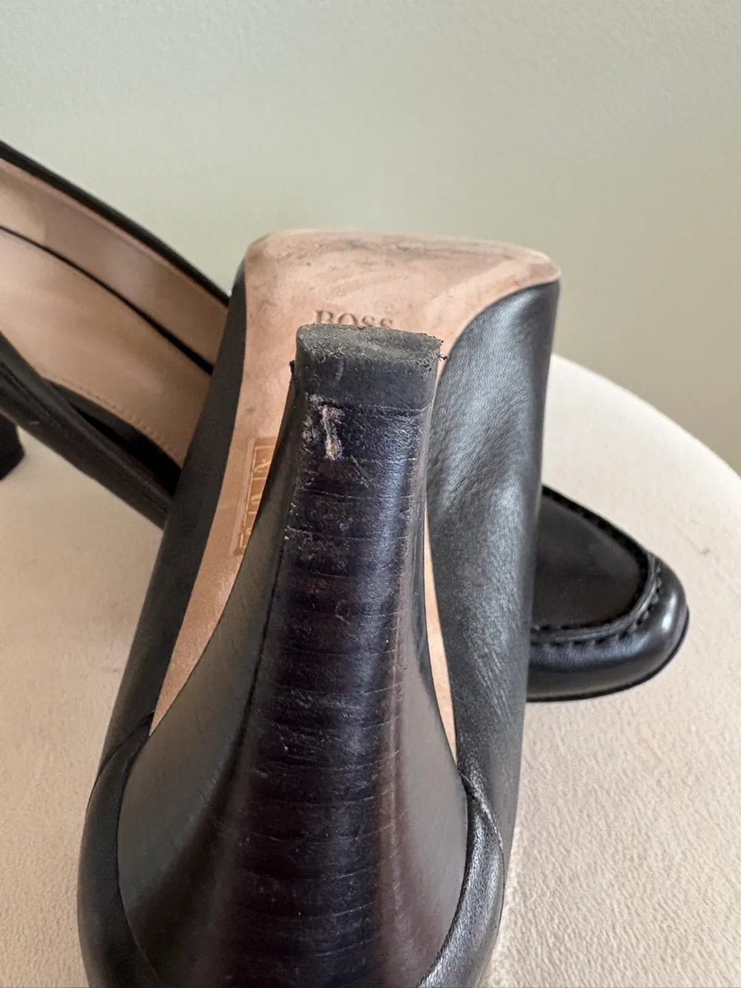 Hugo Boss Black Leather Heels - Size 37 image indicator(6)