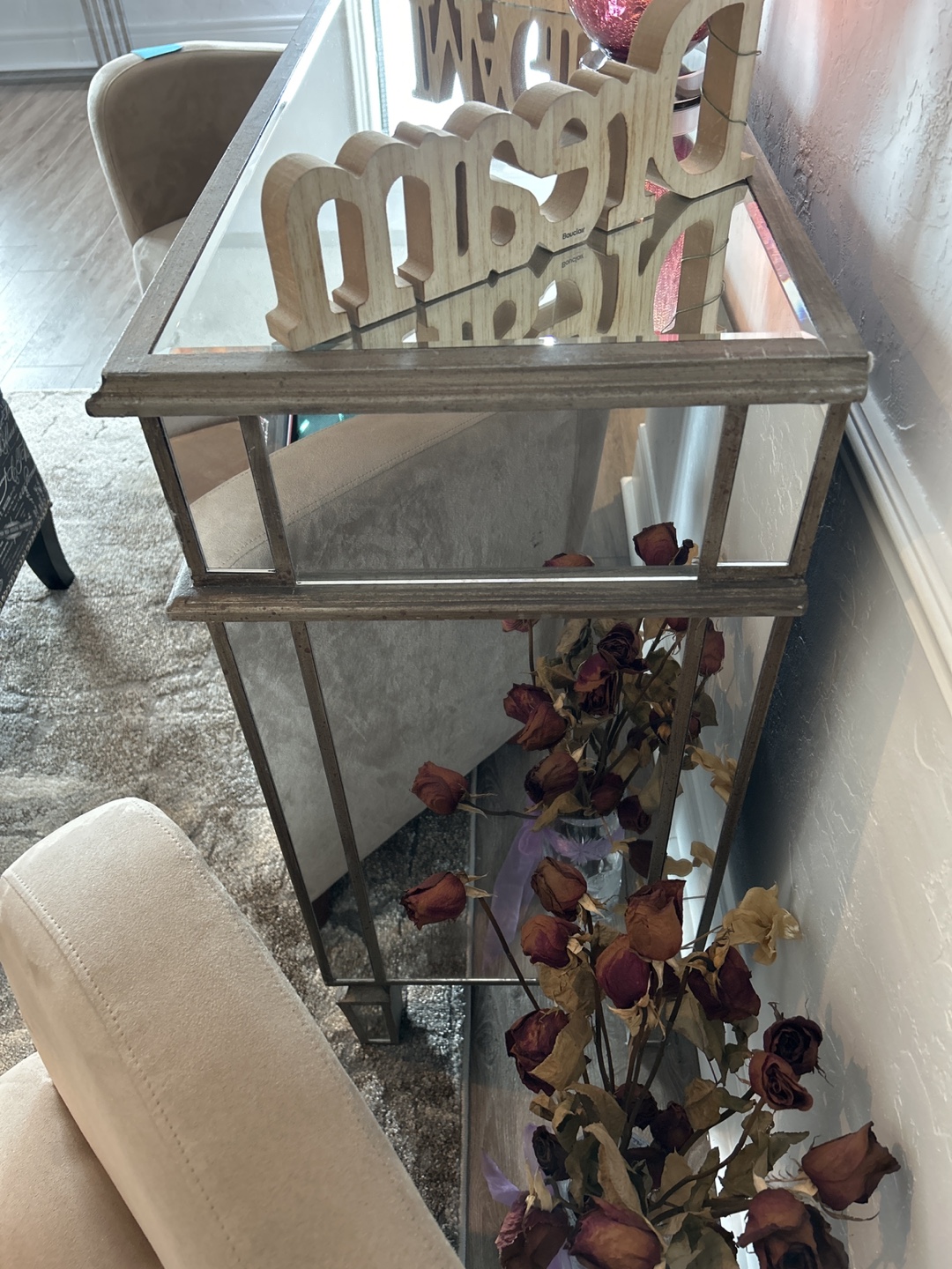 Glass Tall Table With Drawers & Etched Designs - photo 2