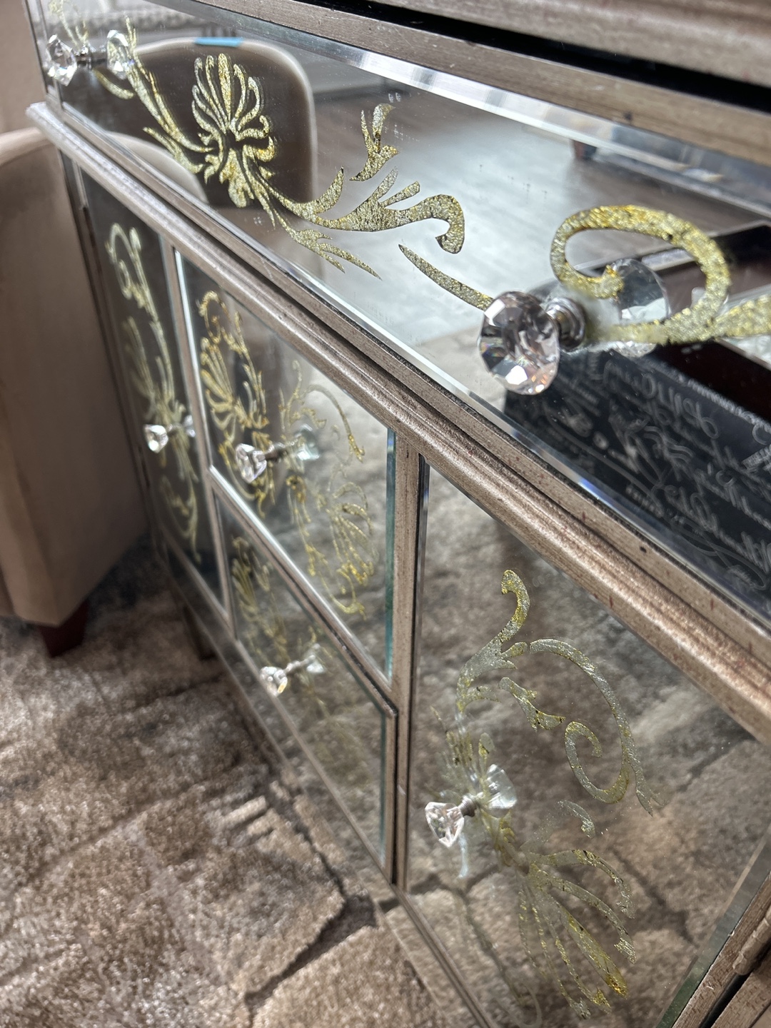 Glass Tall Table With Drawers & Etched Designs - photo 3