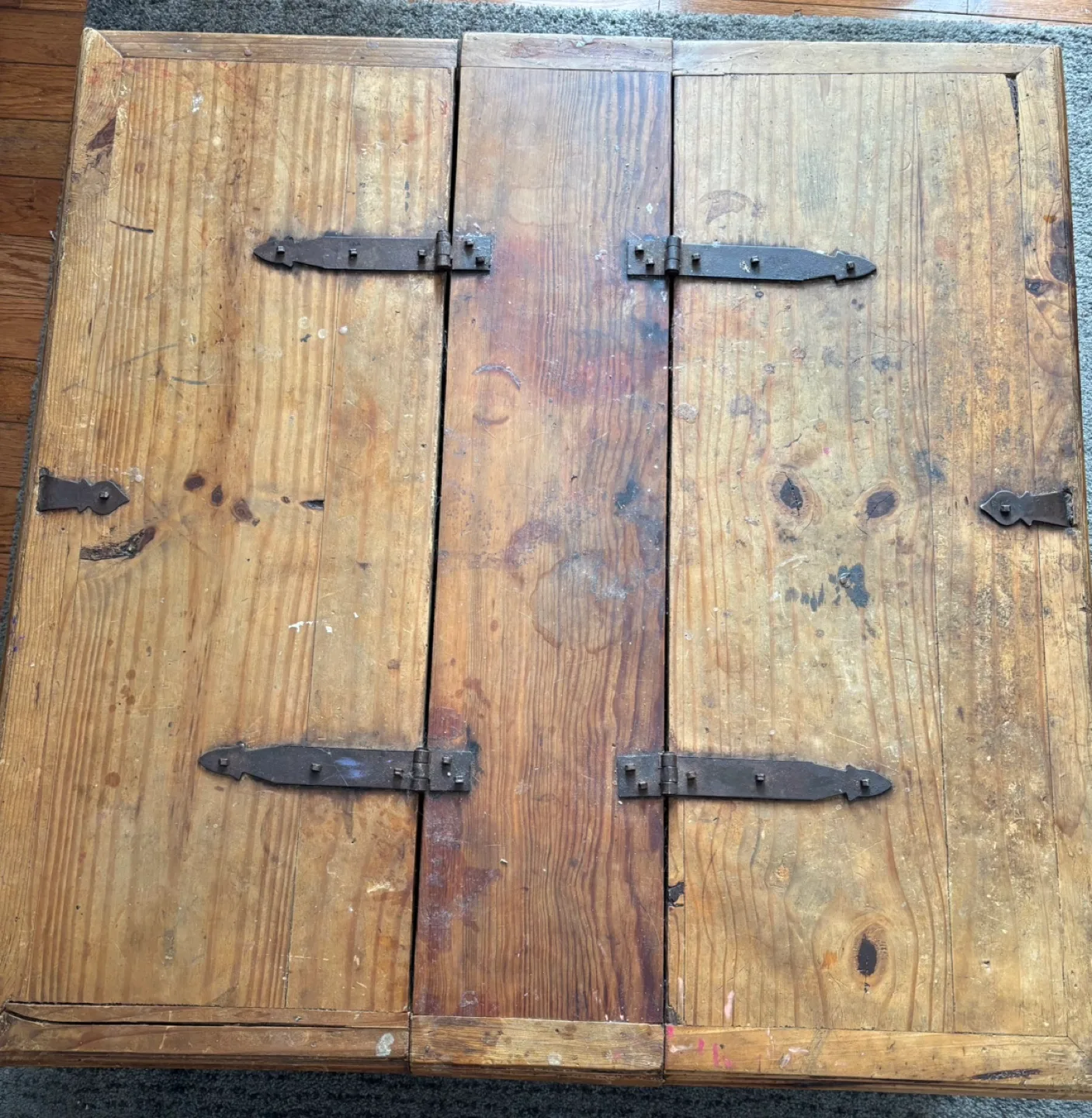 Vintage Wooden Storage Trunk/Coffee Table thumbnail