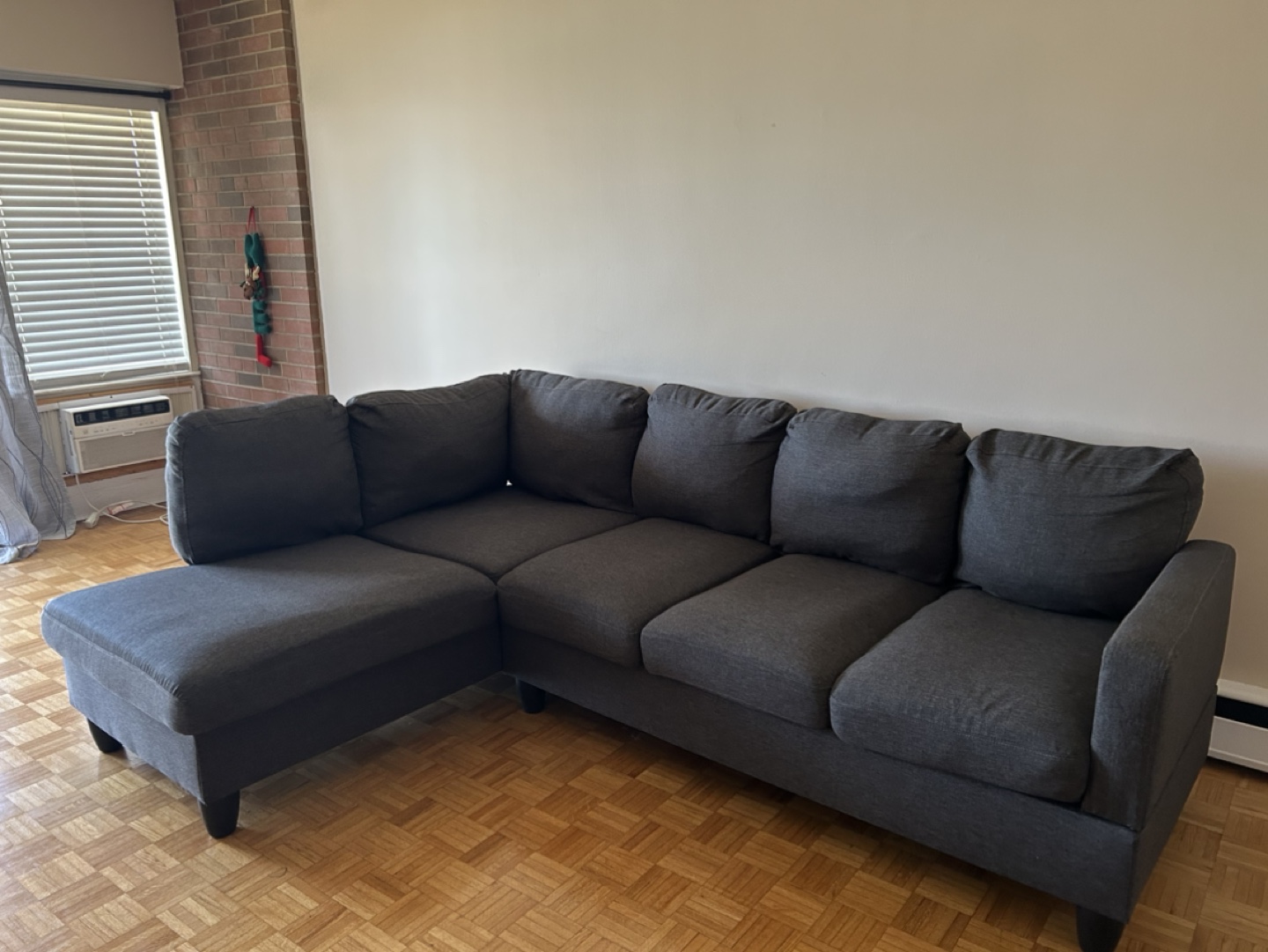 Mercury Row Renner 95.2” Wide Sofa & Chaise - photo 2