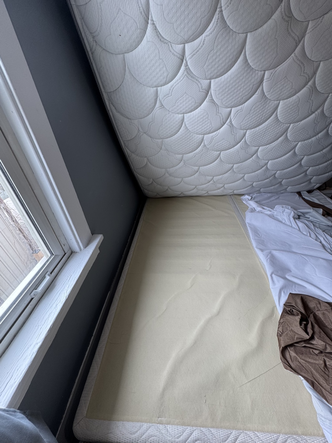 King size mattress and box spring set - photo 4