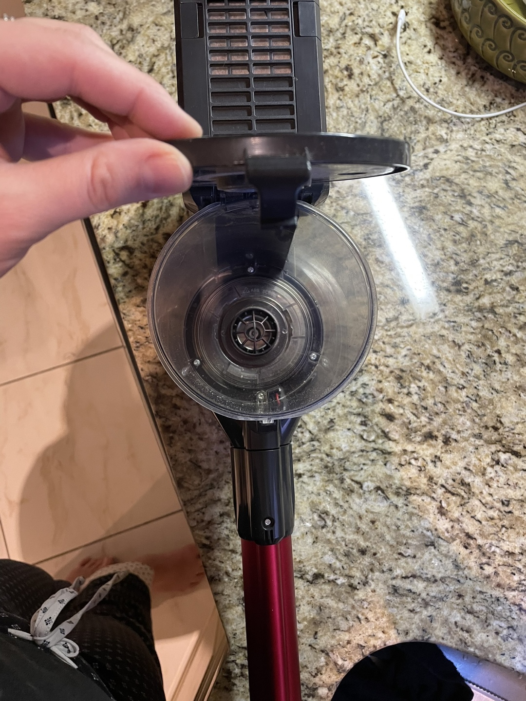 New iwoly Cordless Vacuum Cleaner with Attachments - photo 4