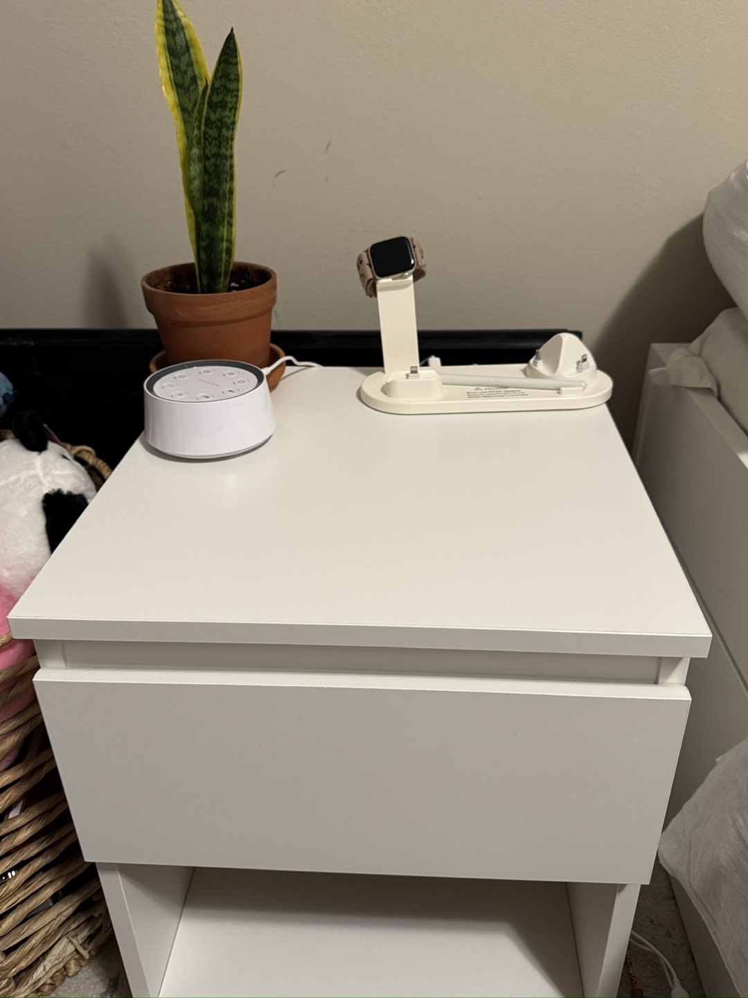 White Nightstand with Drawers (2 pieces) - photo 5