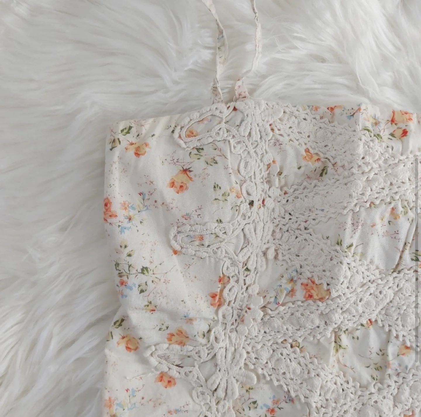 Floral Tank Top image indicator(3)