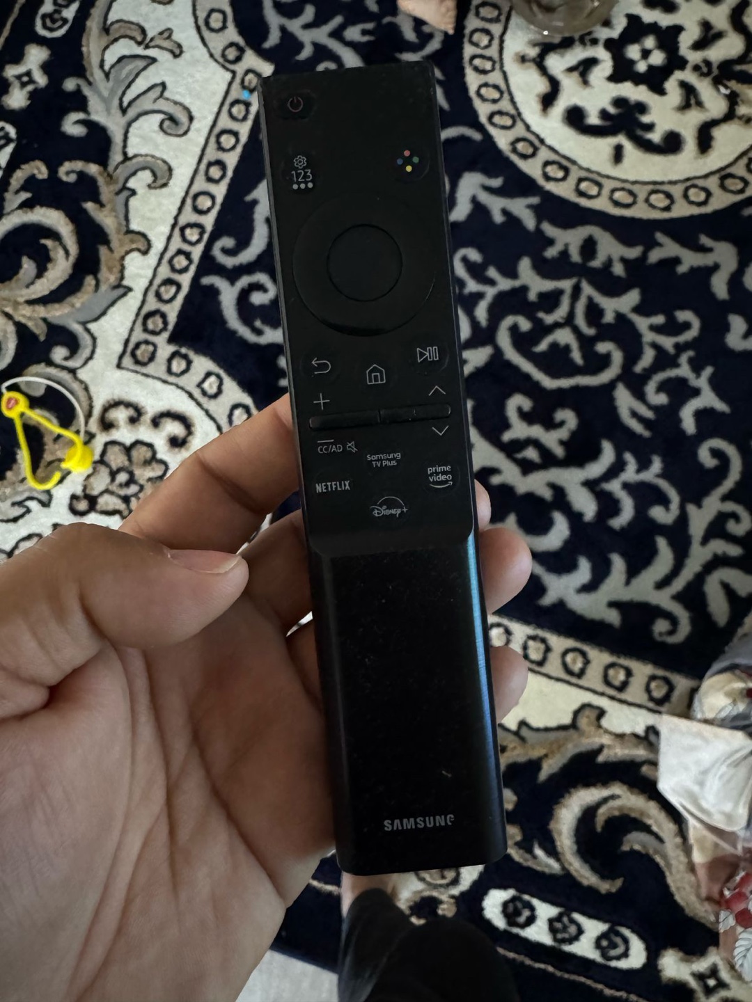 Samsung 65-inch Crystal UHD 4K Smart TV - photo 4