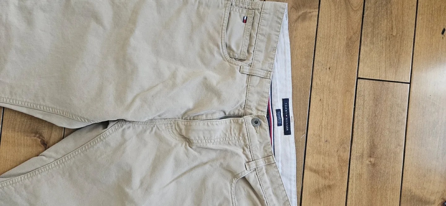 Tommy Hilfiger Men's Khaki Custom Fit Pants - Size 32/32 image indicator(3)