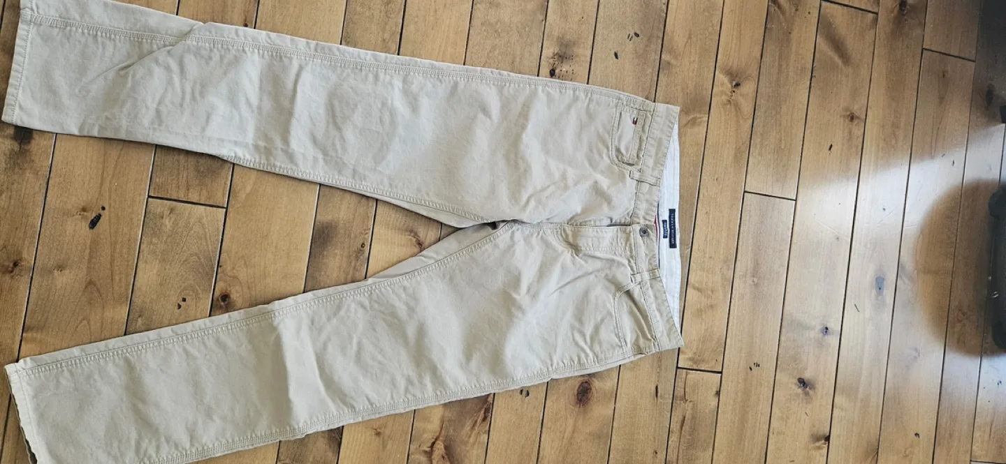 Tommy Hilfiger Men's Khaki Custom Fit Pants - Size 32/32 image indicator(4)