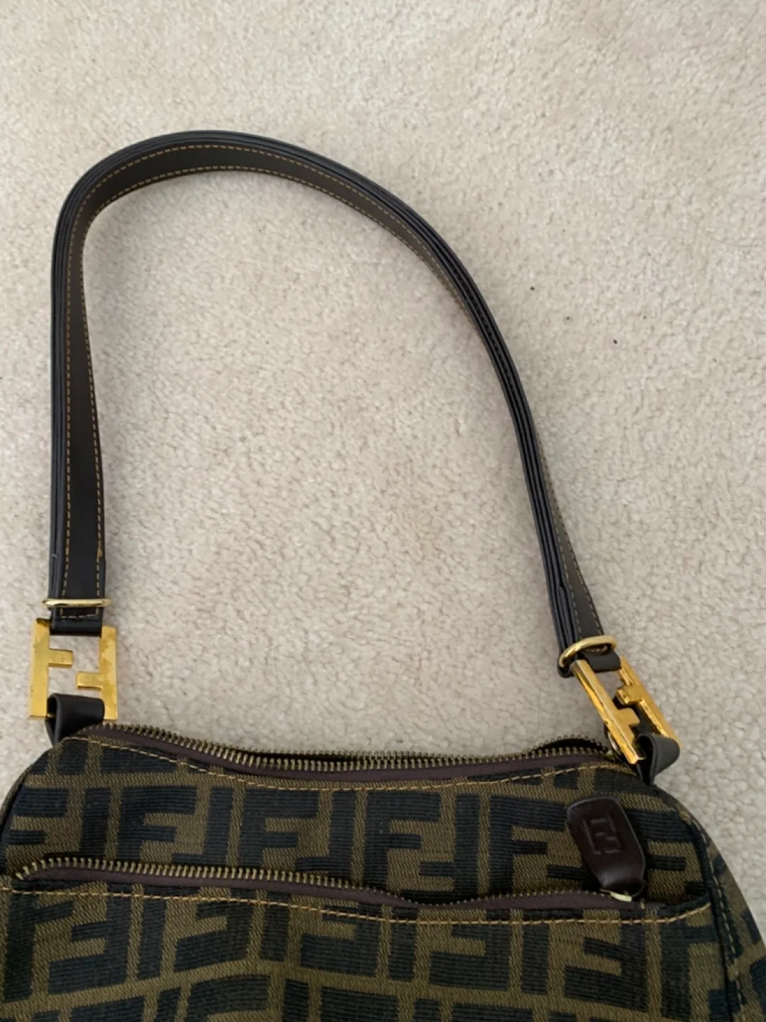 Brown canvas like Shoulder Bag image indicator(2)