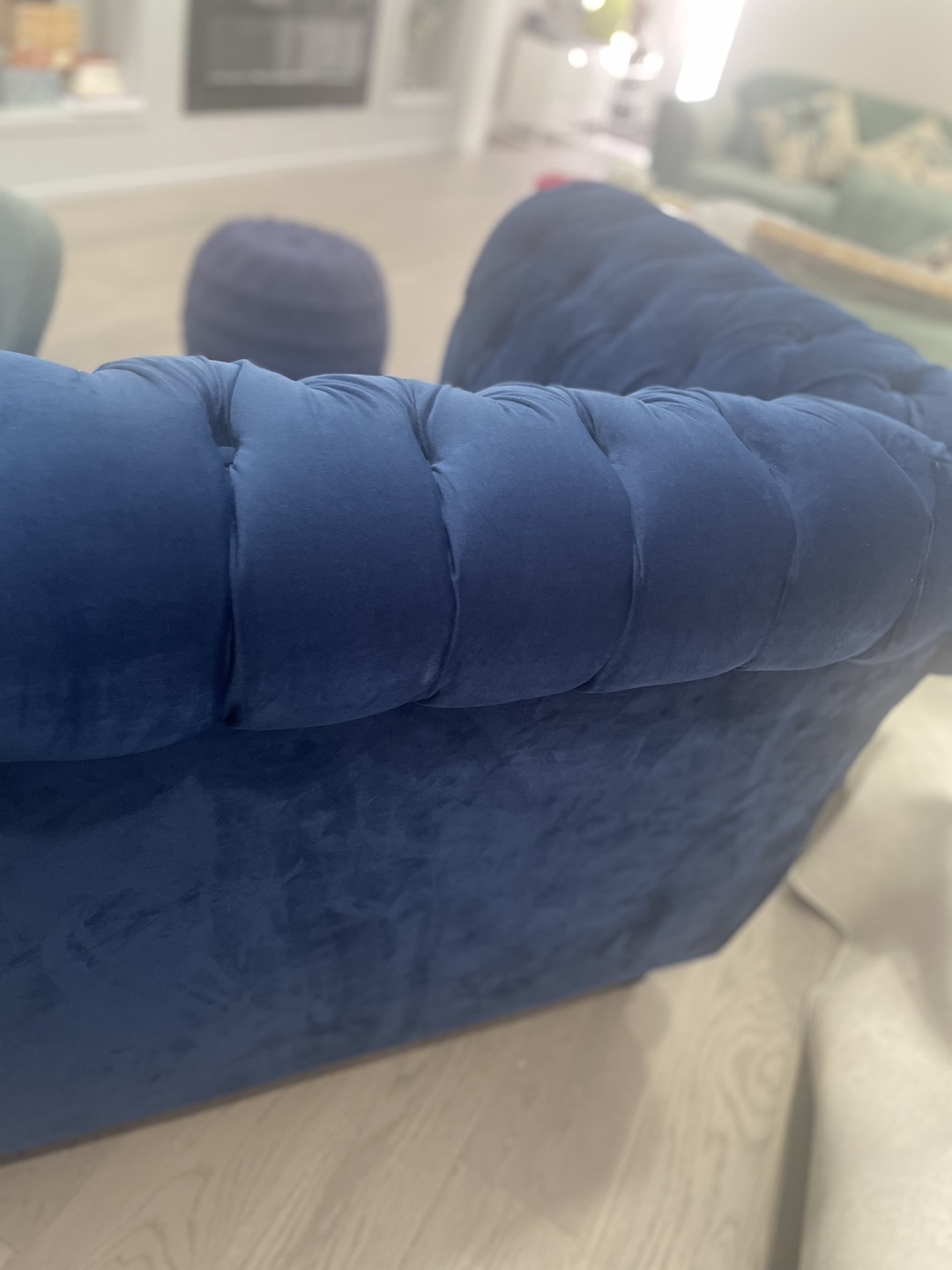 Navy Blue Velvet Chesterfield Armchair - photo 2