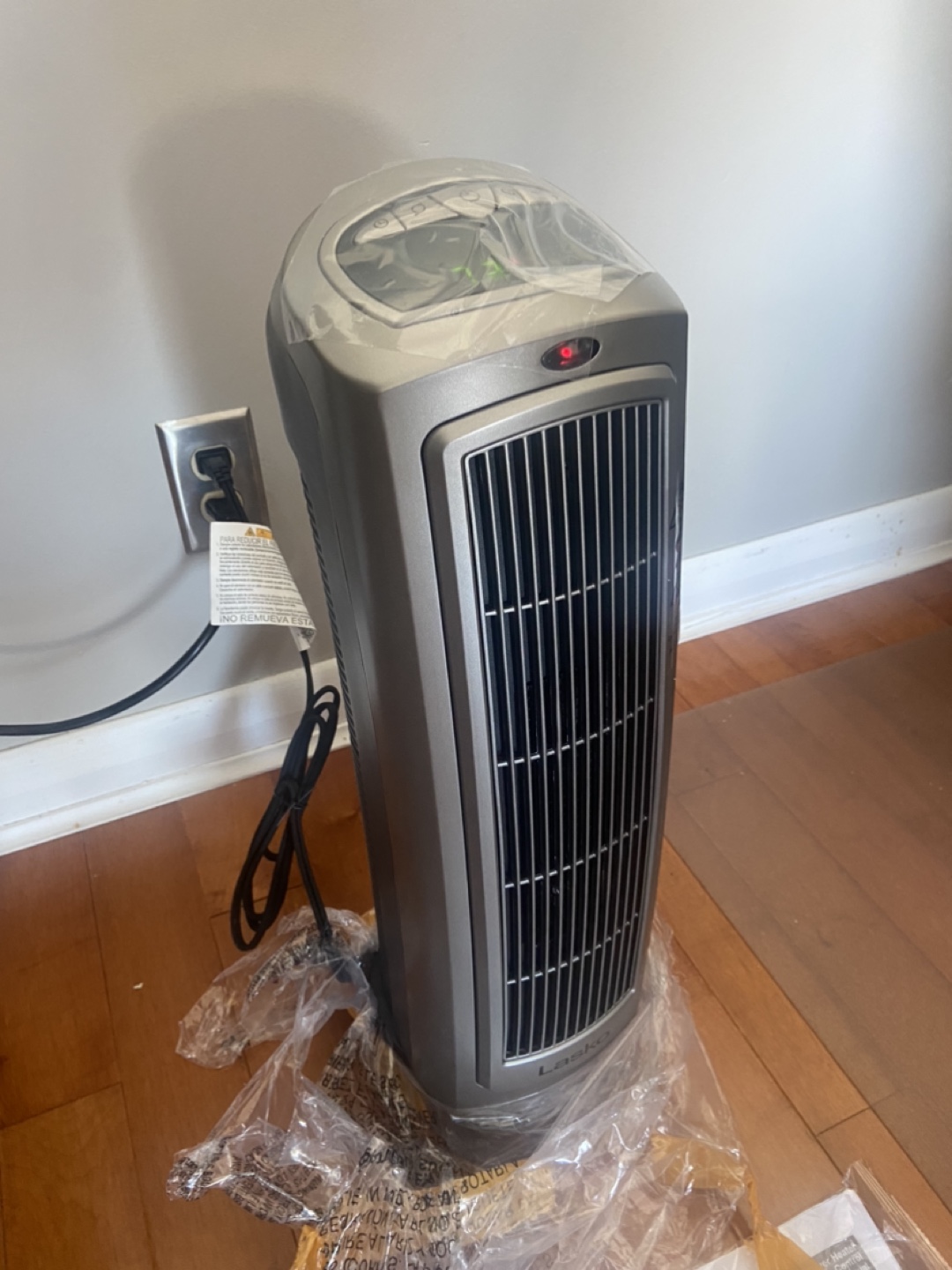 Lasko Ceramic Tower Heater - photo 2