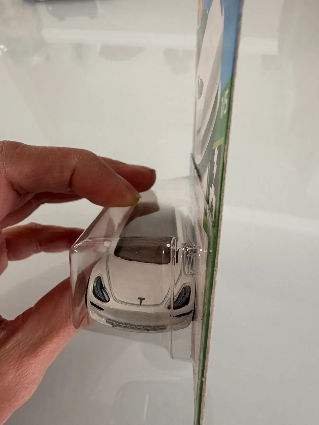HOT WHEELS TESLA MODEL 3 WHITE DIECAST MINT image indicator(3)