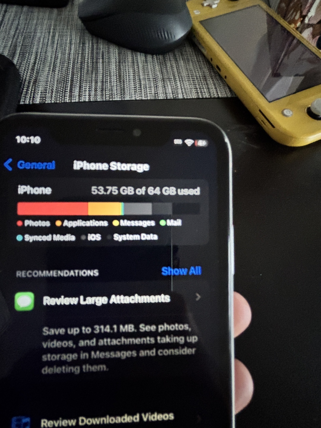iPhone XR 64GB White - 81% Battery Health - photo 4
