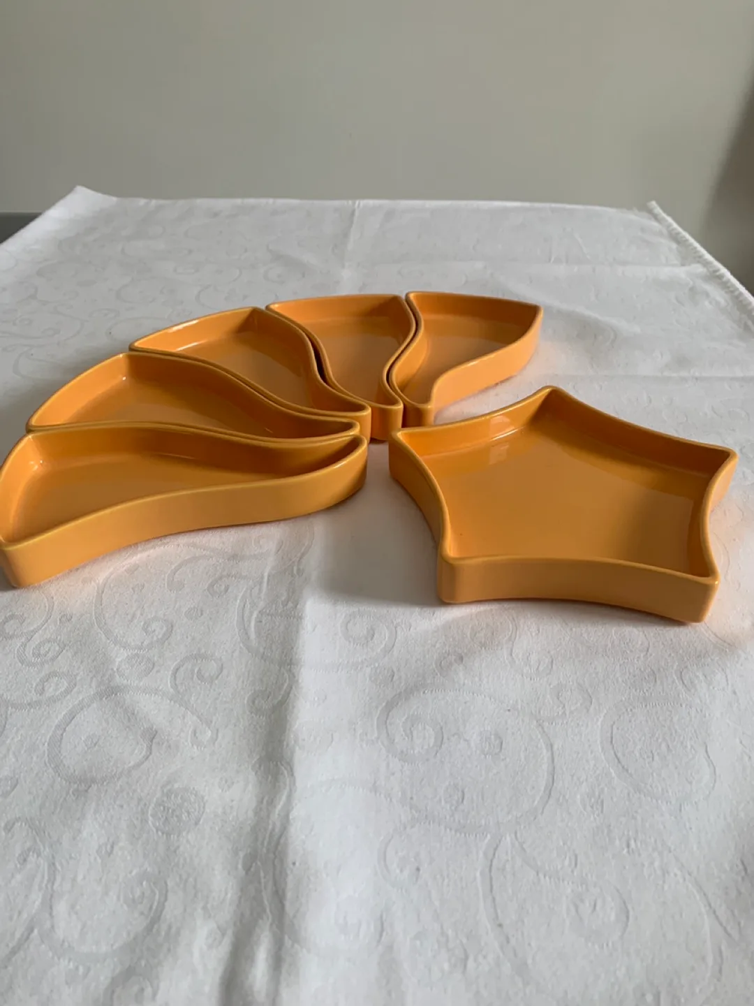 Starfish Shaped Serving Dish image indicator(2)