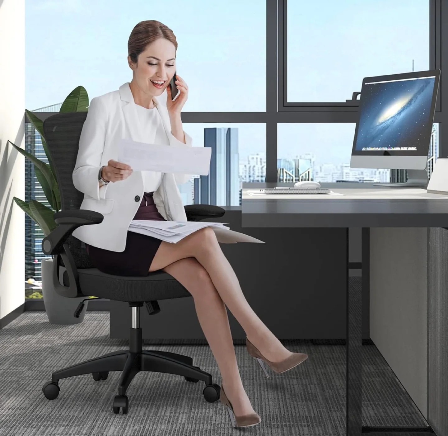 Ergonomic Office Chair with Adjustable Armrests image indicator(2)