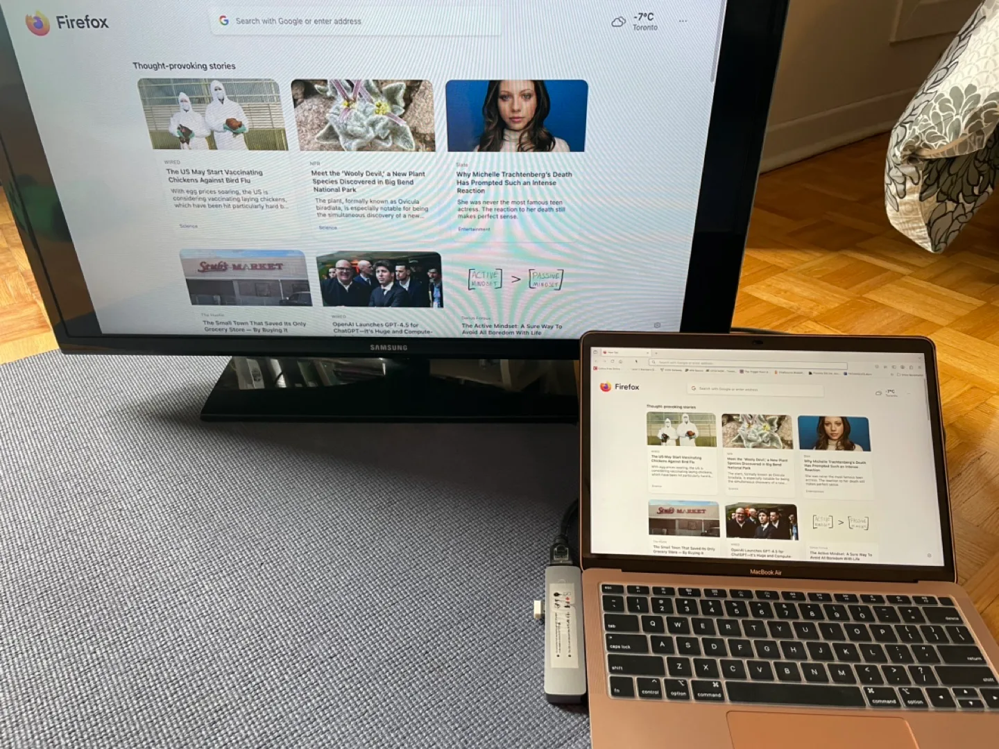 Samsung 28 inch LED HDTV image indicator(2)