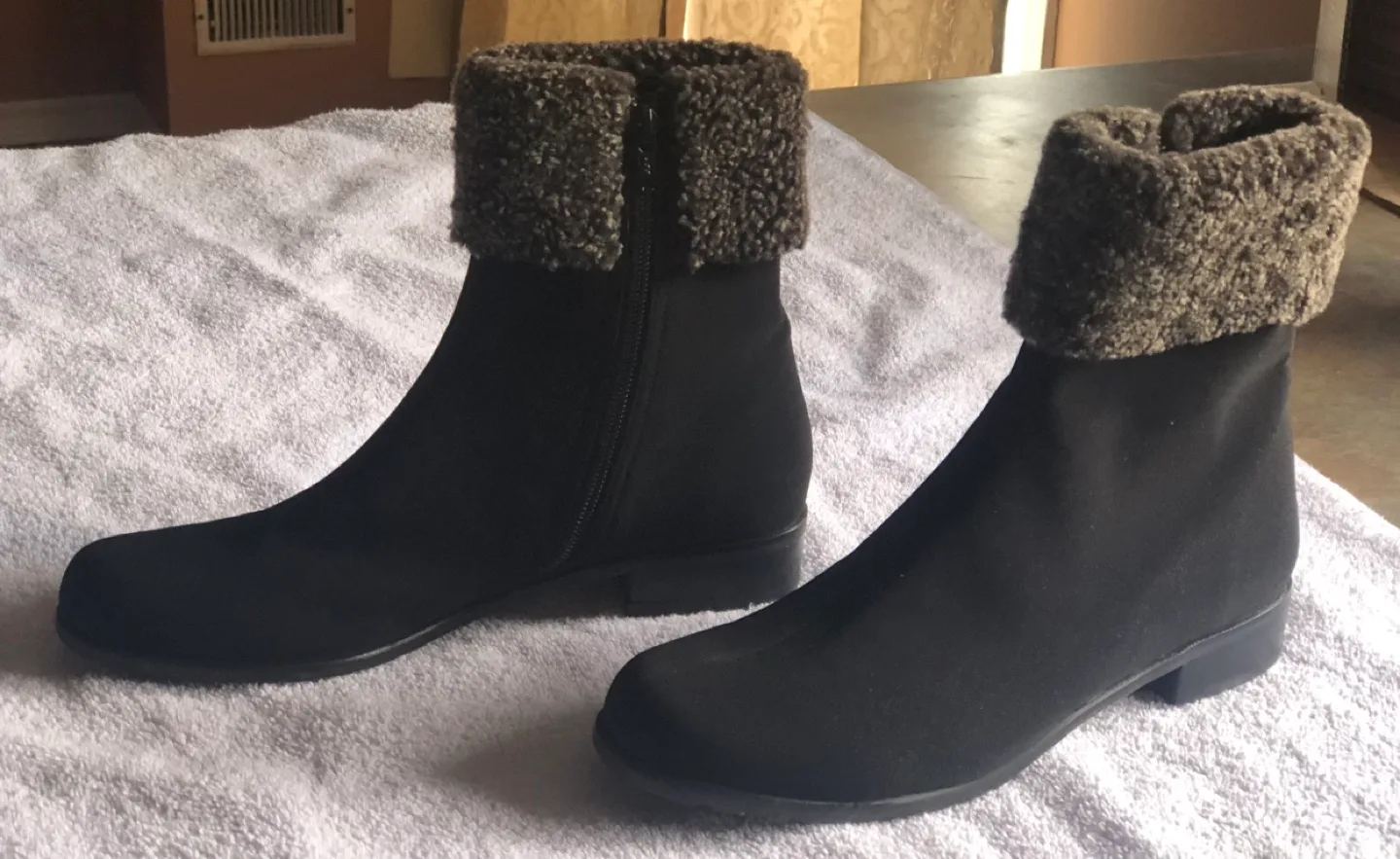 Stuart Weitzman Women's Black Gore-Tex Boots - Size 8 image indicator(5)