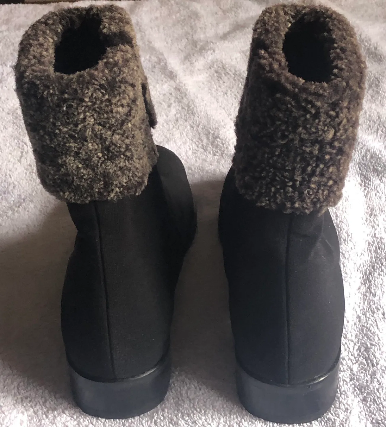 Stuart Weitzman Women's Black Gore-Tex Boots - Size 8 image indicator(6)