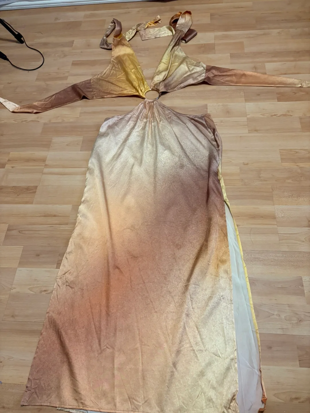 New Silk Maison Halter Dress Small image indicator(4)