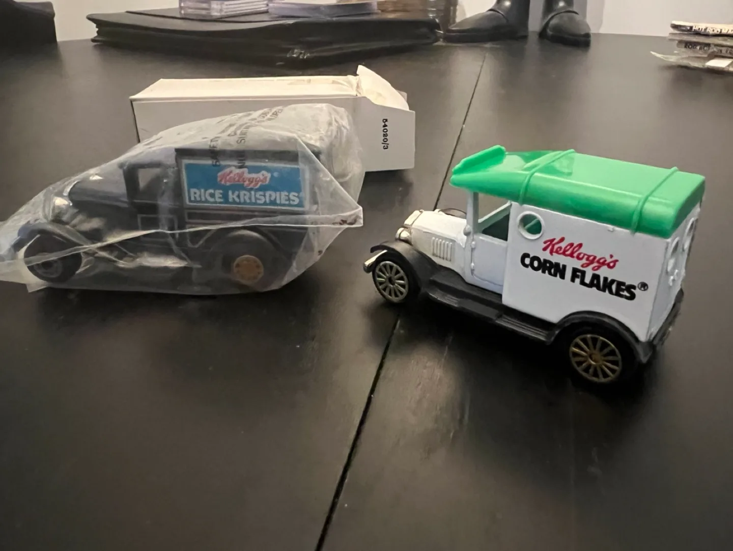 Vintage Kellogg's Rice Krispies & Corn Flakes Delivery Trucks image indicator(4)