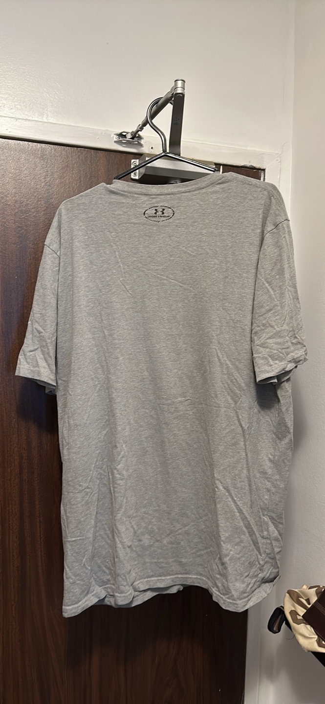 Men's Under Armour Grey T-Shirt - Size 2XL - photo 2