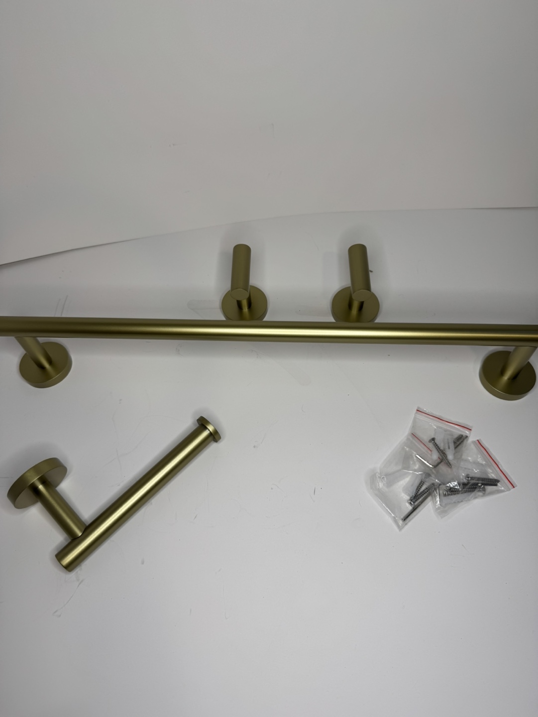 NEW Lairuier 4-Piece Bathroom Hardware Set - photo 2