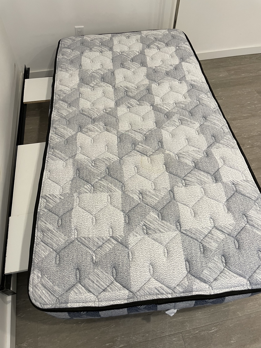 Twin Mattress pickup edgemont