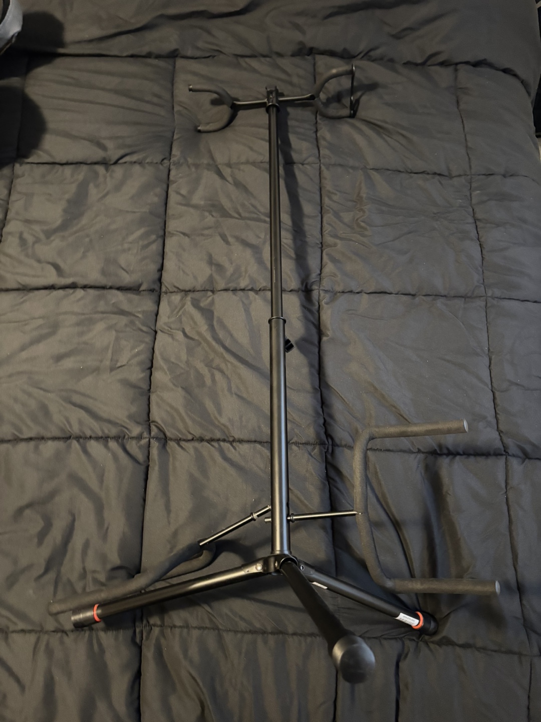 Double Guitar Stand - Black
