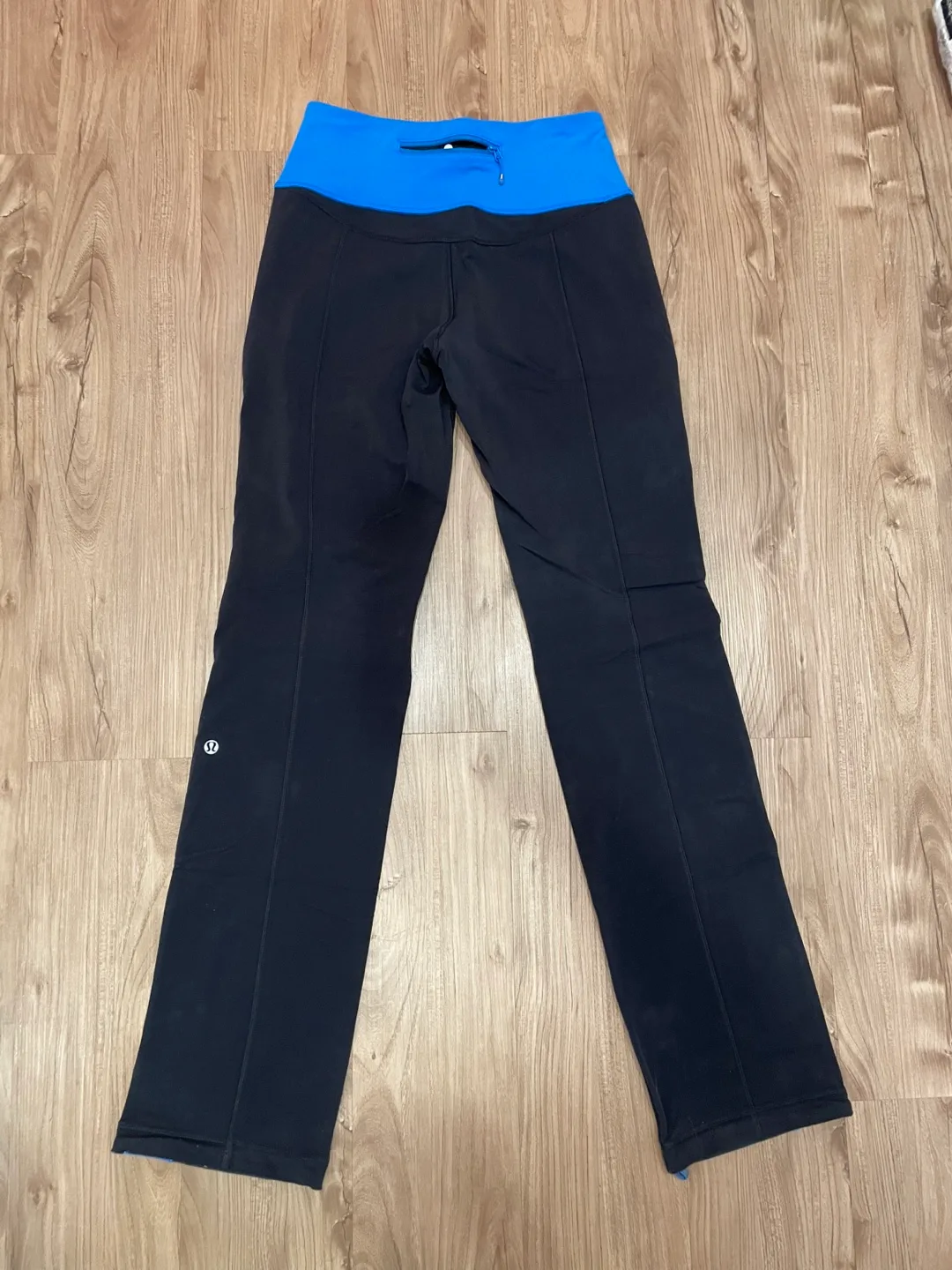 Lululemon Black & Blue Wunder Unders image indicator(3)