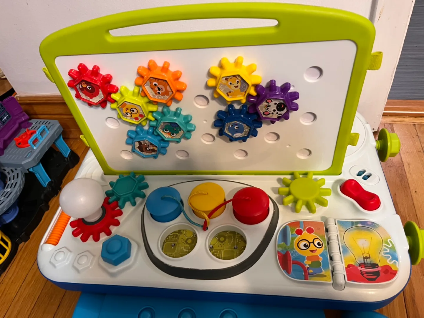 🇨🇦 Baby Einstein Curiosity Table Activity Station thumbnail