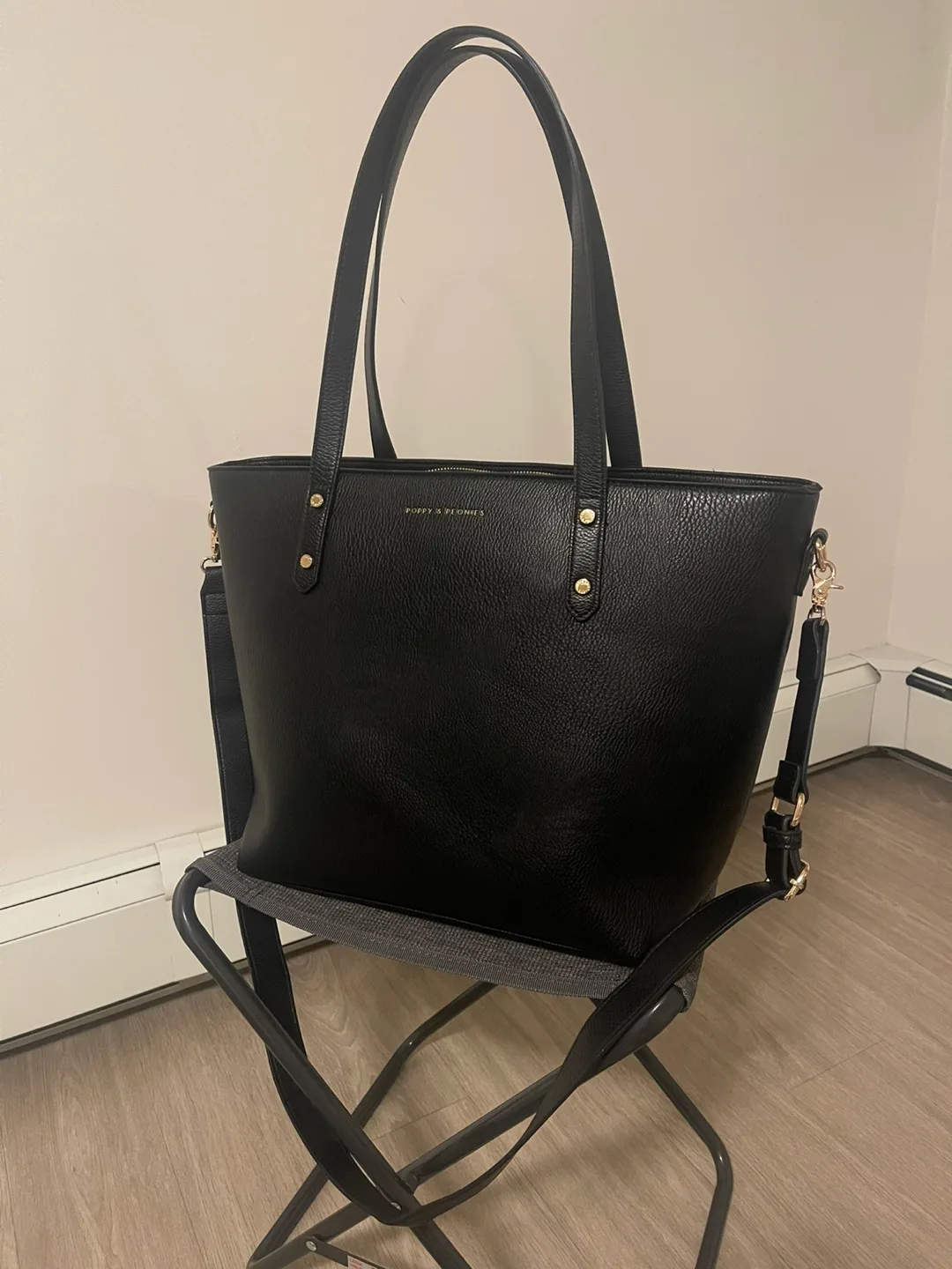 Poppy & Peonies Go-Getter Tote Black thumbnail