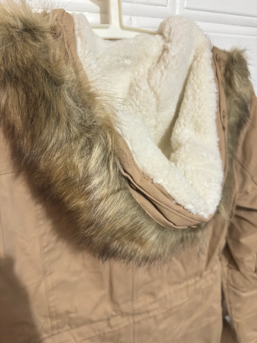 Guess Women's Beige Hooded Jacket Size Small image indicator(4)