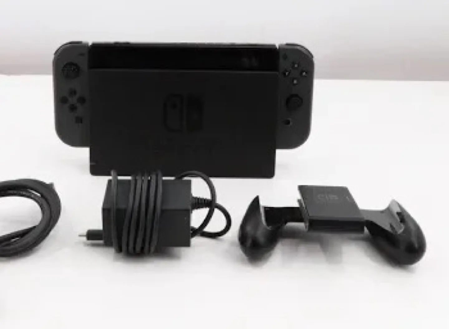 Nintendo Switch Console - Black thumbnail