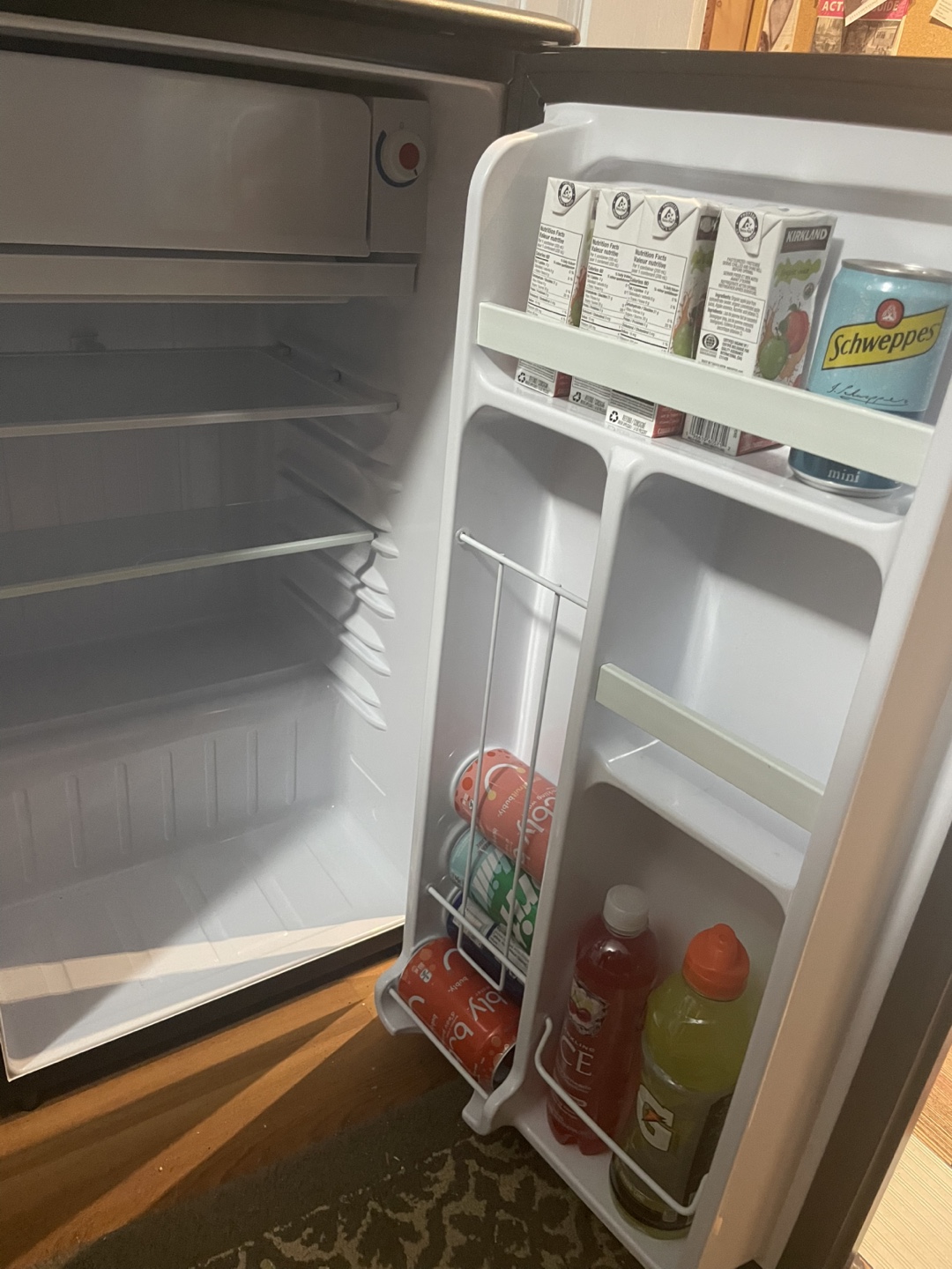 Danby Compact Refrigerator - photo 2