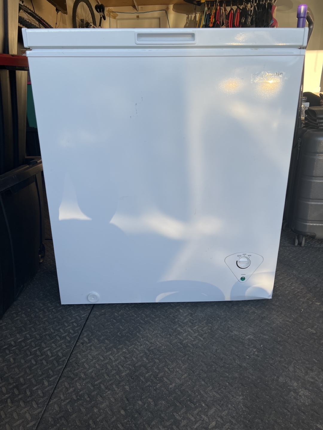 Arctic King 7.0 cu. ft. Chest Freezer