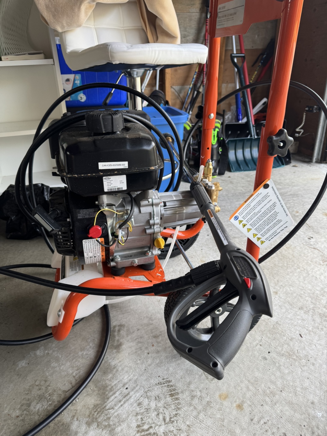 Husqvarna PW3200 Gas Pressure Washer