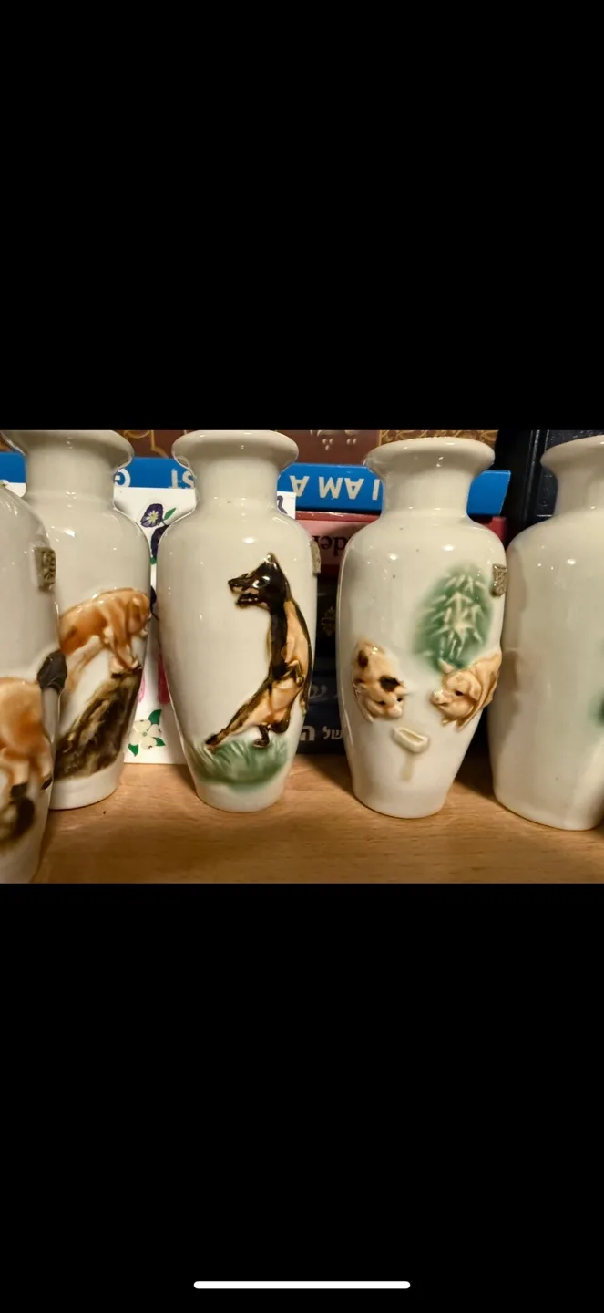 Set of 12vase  of 12 Chinese months ,  Mini Vases image indicator(9)
