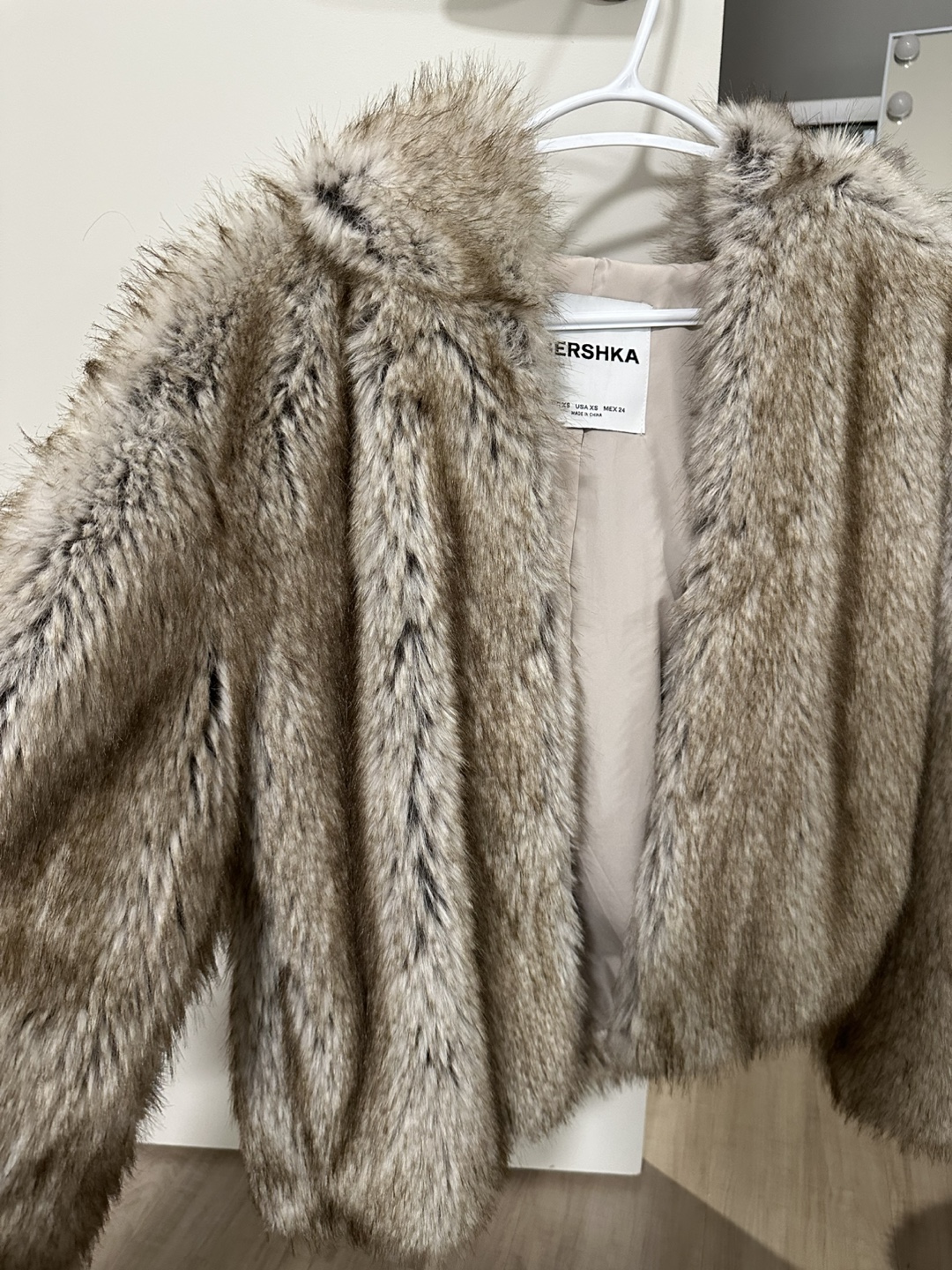Faux Fur Jacket - photo 4