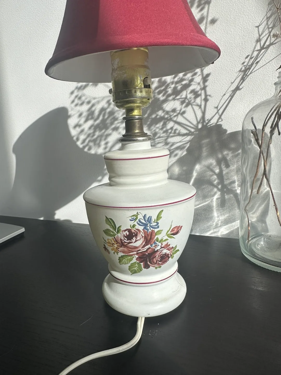 Vintage Floral Table Lamp image indicator(2)