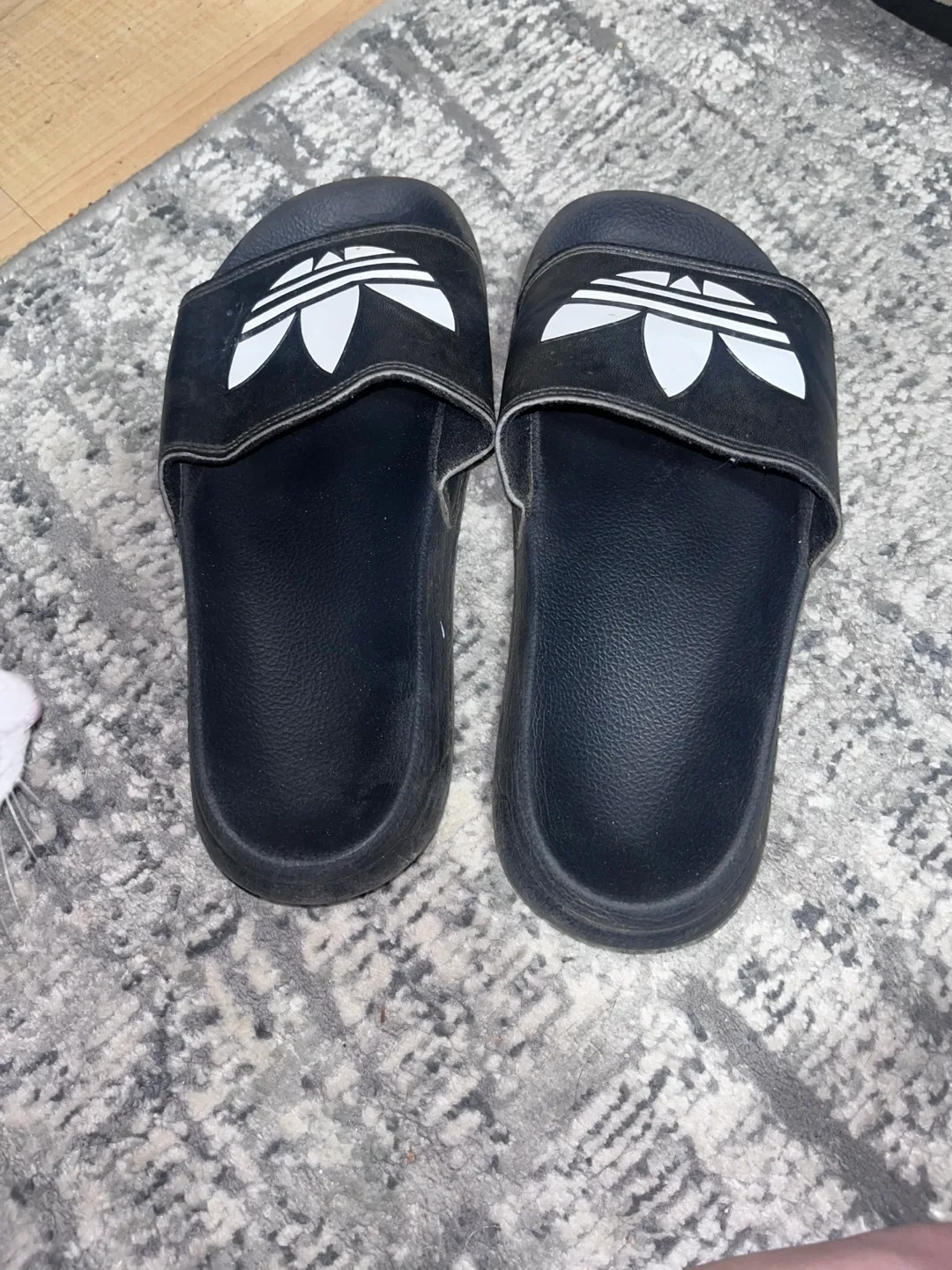 Adidas Slides - Size 7 🧡 image indicator(2)