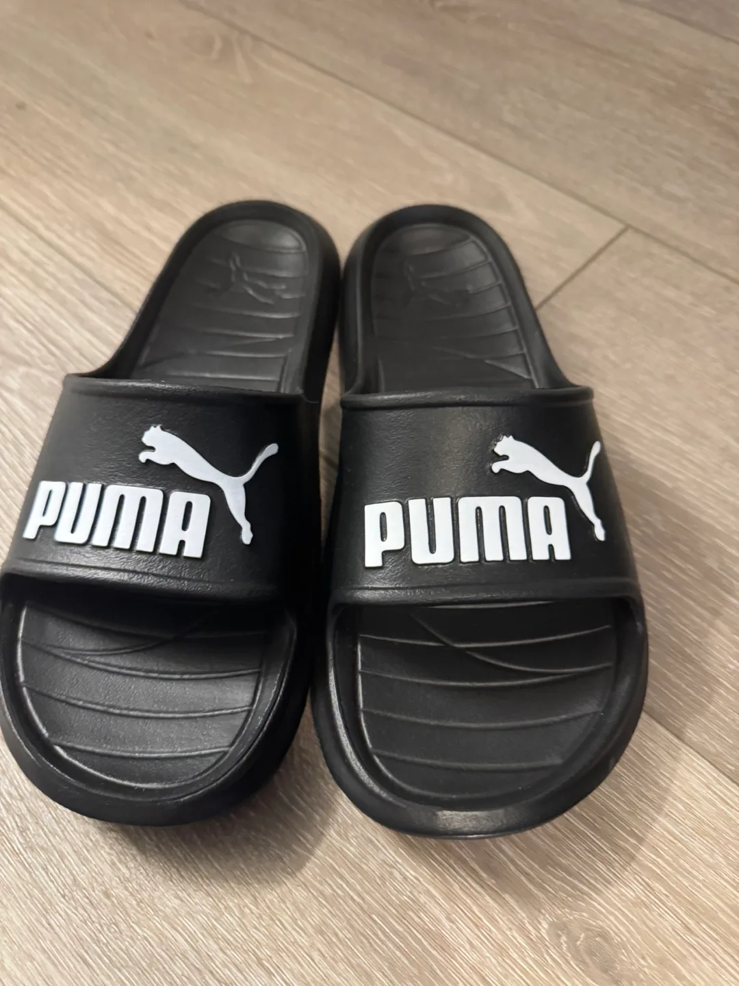 Puma Slides (Black) BRAND NEW thumbnail