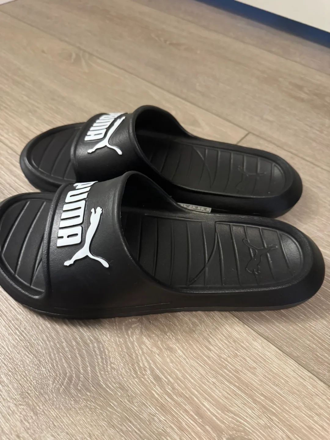 Puma Slides (Black) BRAND NEW image indicator(2)