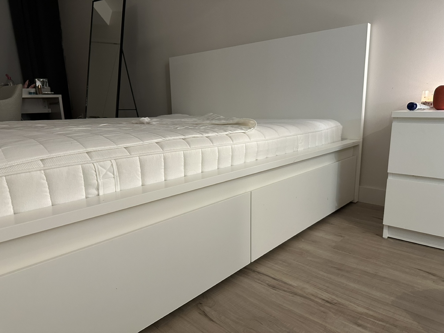 IKEA MALM White Queen Bed Frame with Storage - photo 2