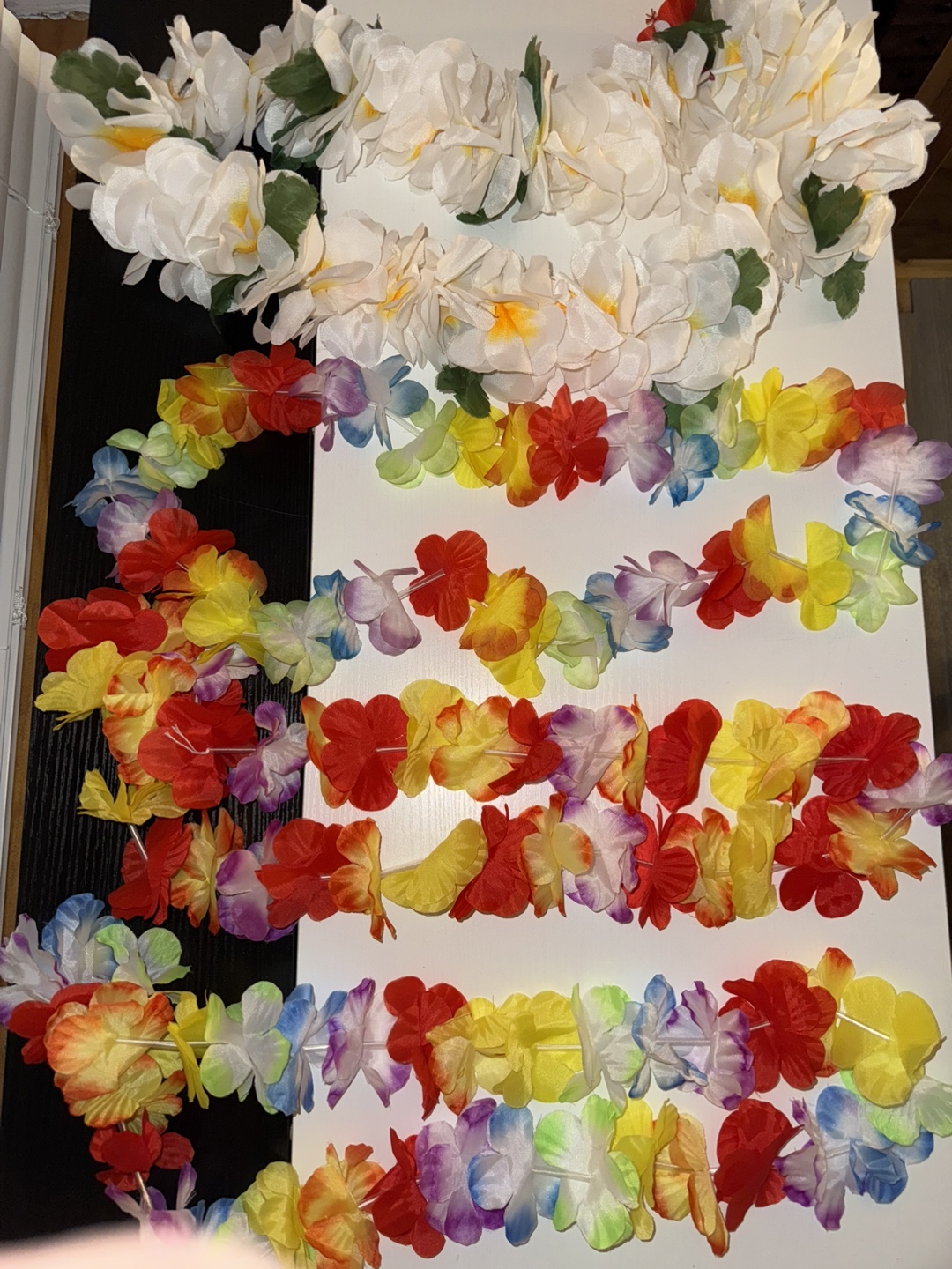 Luau Party Supplies - Flower Leis, Shell Bras, Skirts, Aloha - photo 2