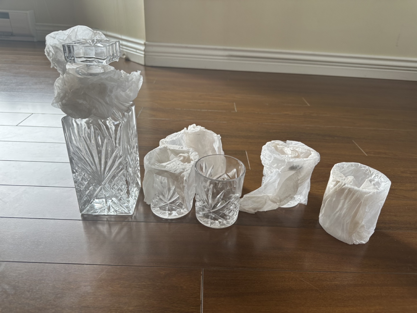 Godinger Dublin Crystal Whiskey Decanter Set - 5 Pieces - photo 3