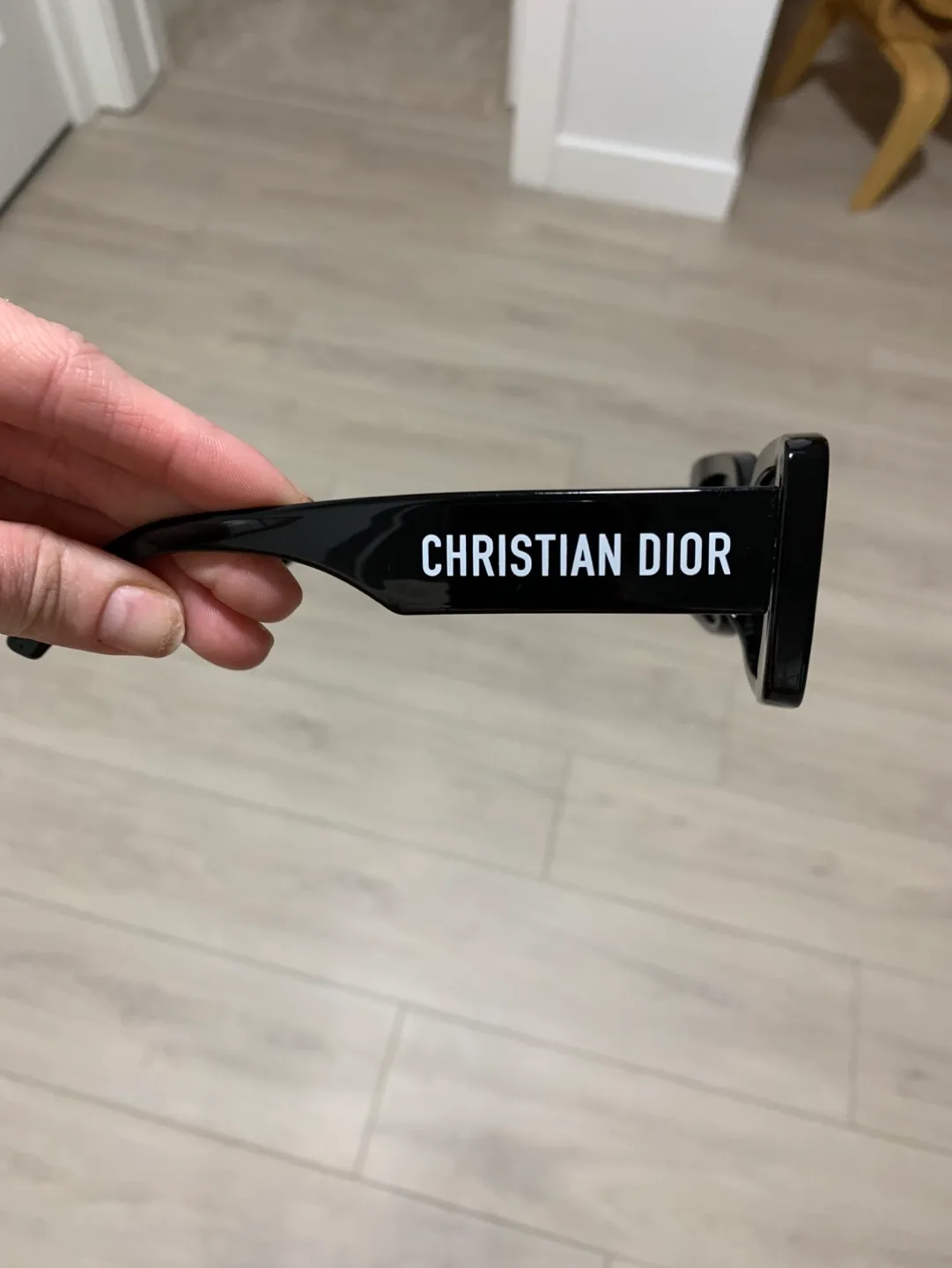 Christian Dior Sunglasses image indicator(3)