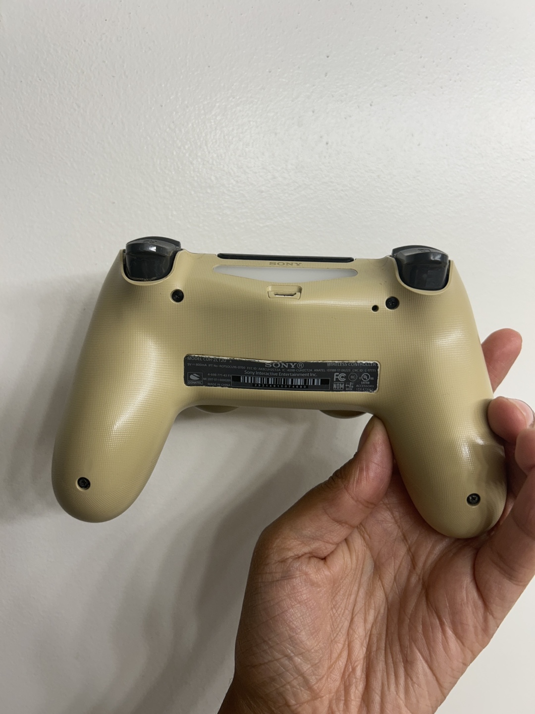 Gold PS4 Controller - photo 3