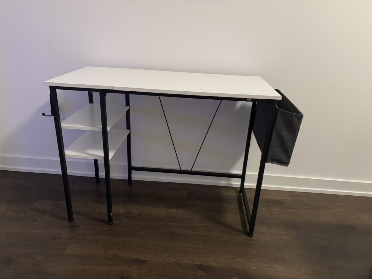 39” desk with storage shelves