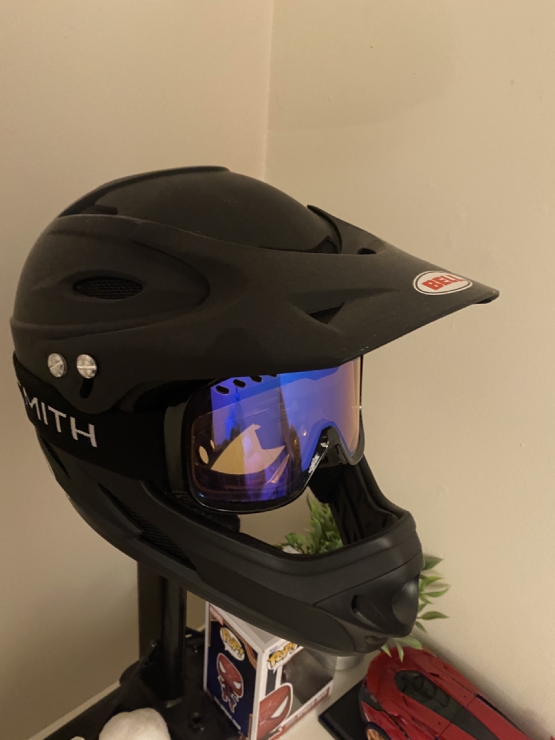 Bell Full Face Helmet with Smith Goggles - photo 2
