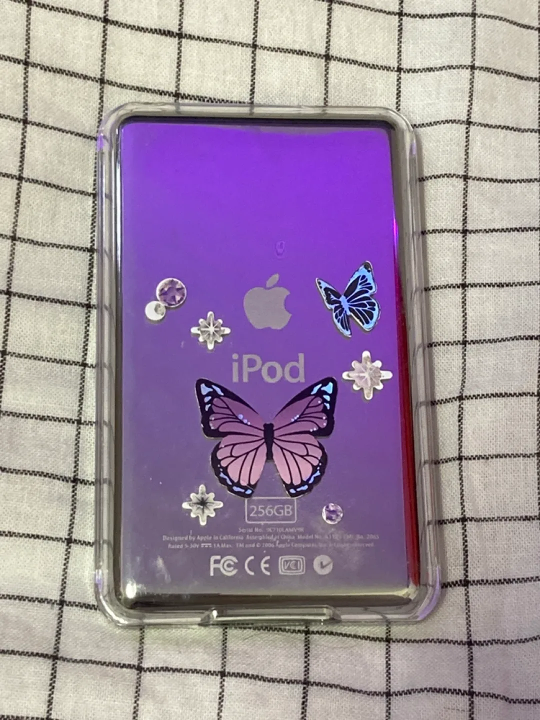 Apple iPod Classic 256GB with Case image indicator(2)